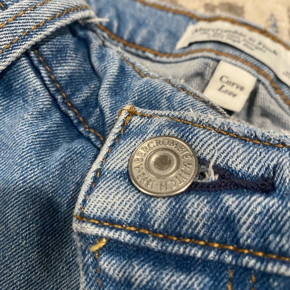Abercrombie & Fitch Curve Love The 90s Straight Ultra High Rise Jeans 34/18R - Picture 3 of 6